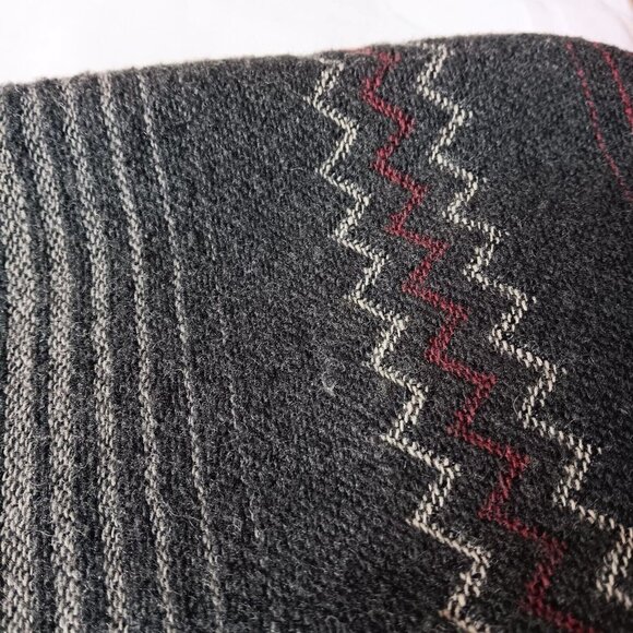 Woolrich Womens Small Shirt Jacket Wool Blend Gray Red Southwest Striped Zip Up - Picture 14 of 15